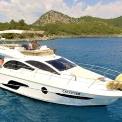 3 Cabin 6 pax motor yacht for rent Göcek